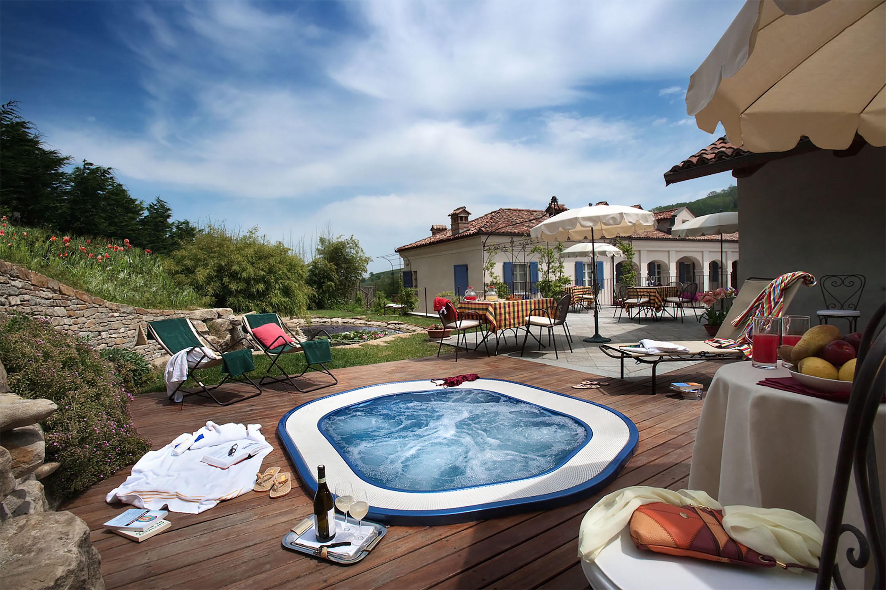 Marcarini Agriturismo Neviglie Kültér fotó