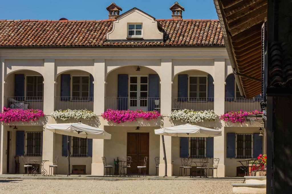 Marcarini Agriturismo Neviglie Kültér fotó